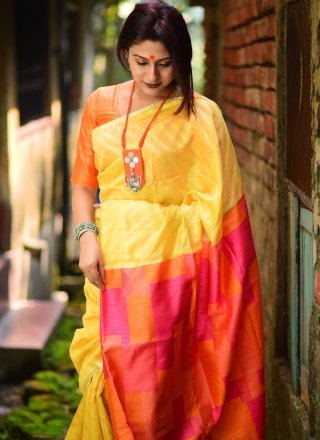 Weaving Silk Traditional Designer Saree in Yellow