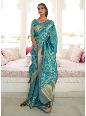 Weaving Turquoise Handloom silk Designer Saree