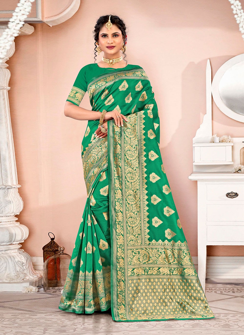 Banarasi Silk Classic Saree in Green