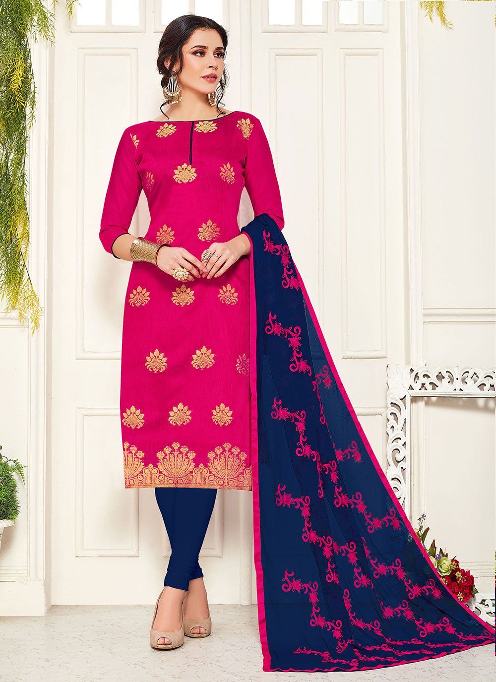 Banarasi Silk Pink Weaving Salwar Suit