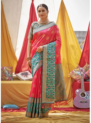 Banarasi Silk Weaving Magenta Traditional Saree