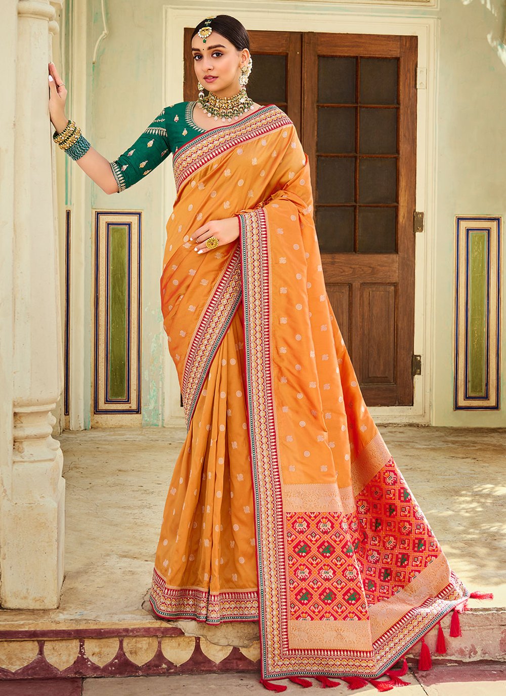 Banarasi Silk Weaving Trendy Saree