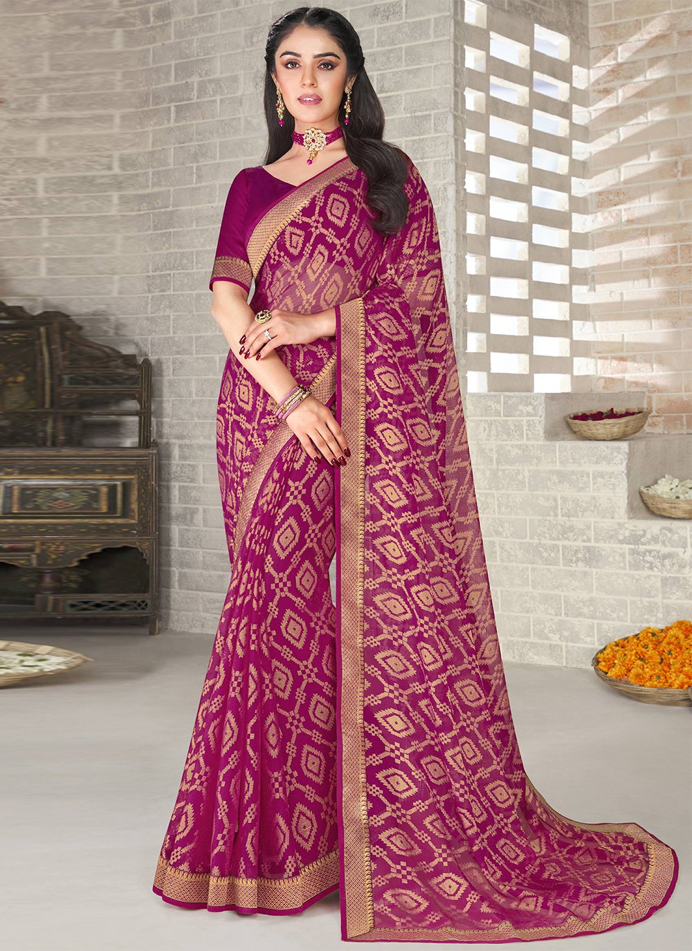 Brasso Abstract Printed Saree