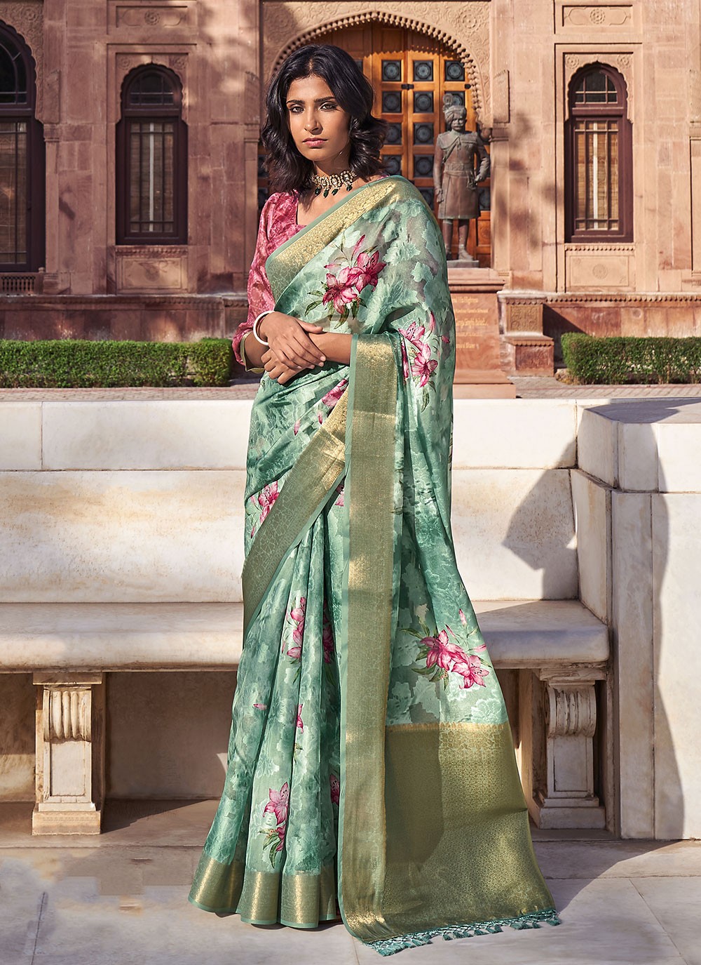 Woven Tissue Brasso Saree in Beige : SFVA1945