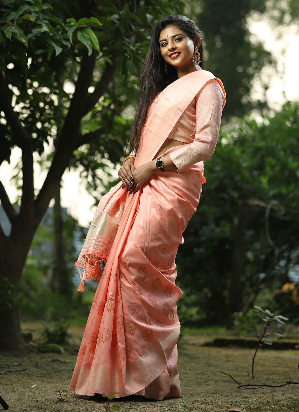 Pure Lenin Cotton Sarees With Checks Design