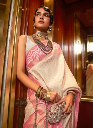 Classic Saree Weaving Handloom silk in Off White