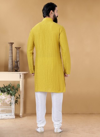 Cotton Stripe Print Kurta Pyjama in Yellow