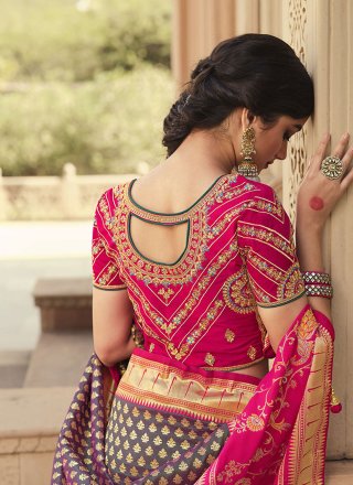 Designer Traditional Saree Weaving Silk in Grey and Pink