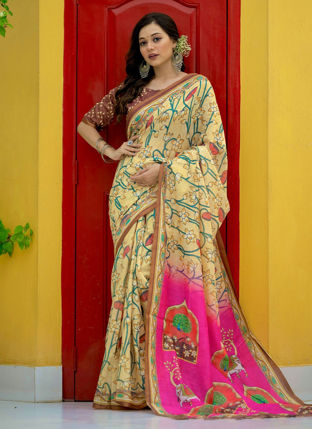 Buy Sangam Prints Orange Digital Printed Sarees With Blouse for Women's  Online @ Tata CLiQ