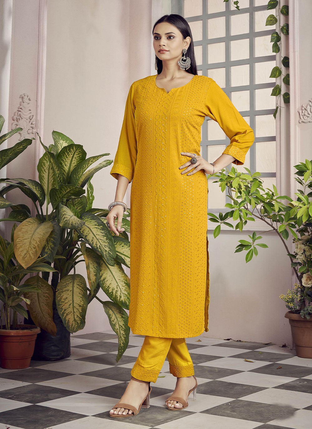 Details about   Women Kurti Yellow Casual Pure Cotton Embroidered Casual Occasion Regular Sleeve 