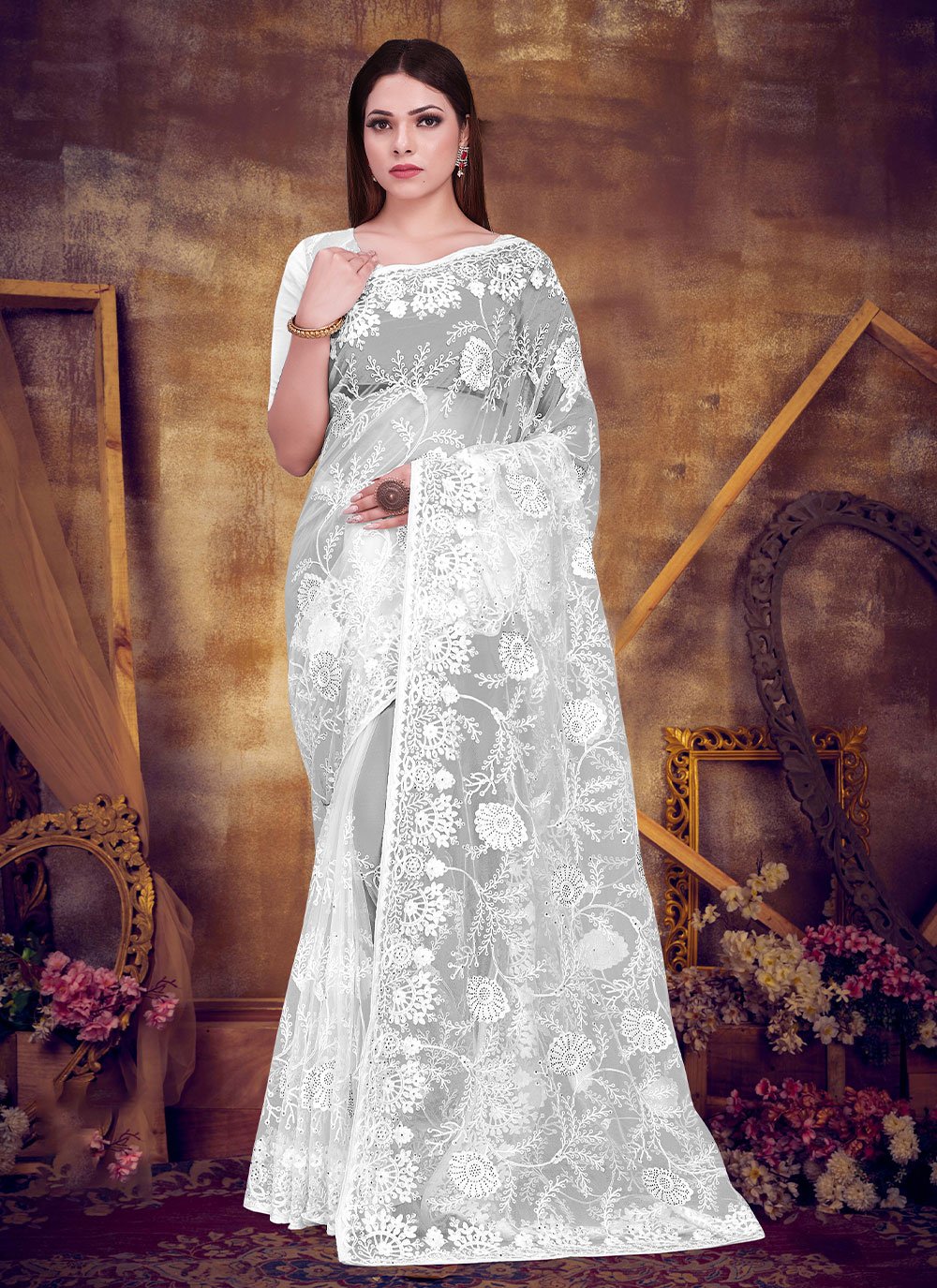 Buy White Sarees for Women by Desh Bidesh Online | Ajio.com