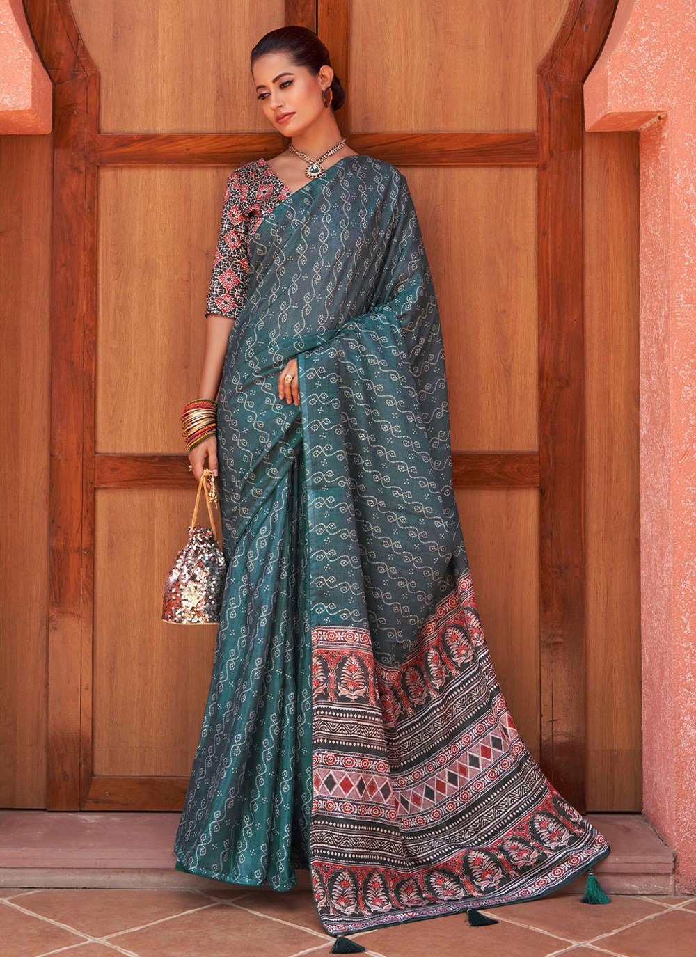 Faux Crepe Casual Traditional Saree