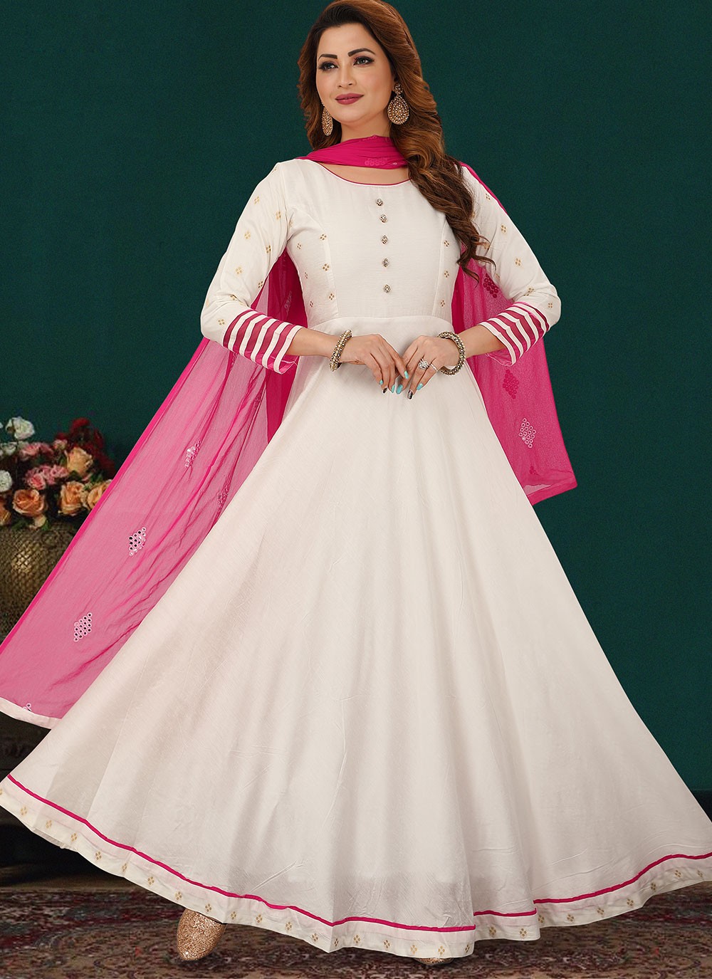 white anarkali suit with red dupatta