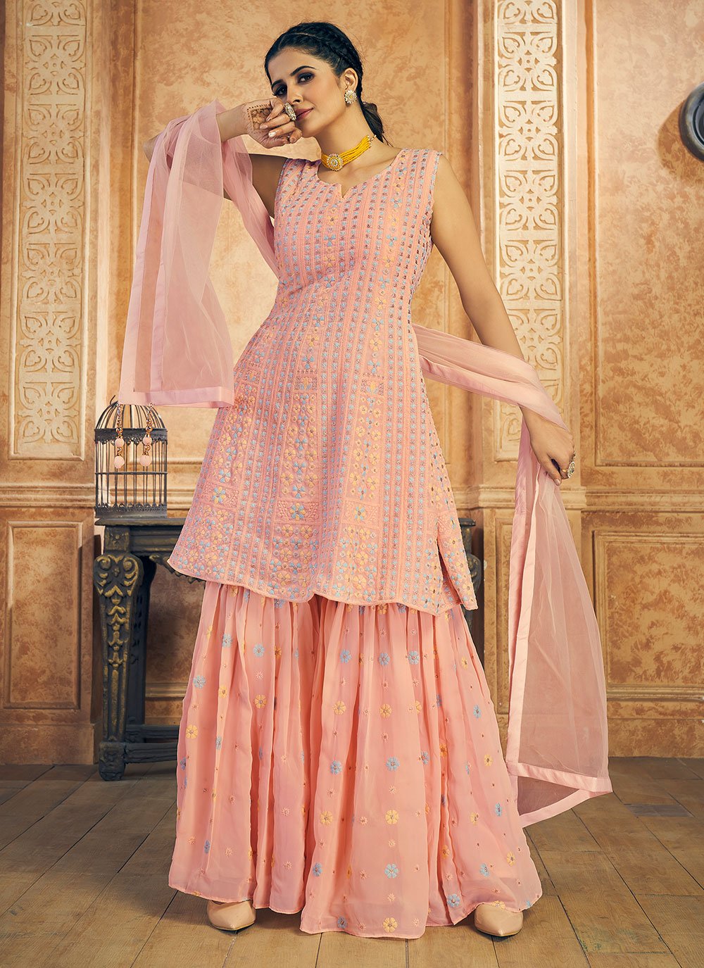 Georgette Resham Designer Pakistani Salwar Suit in Peach