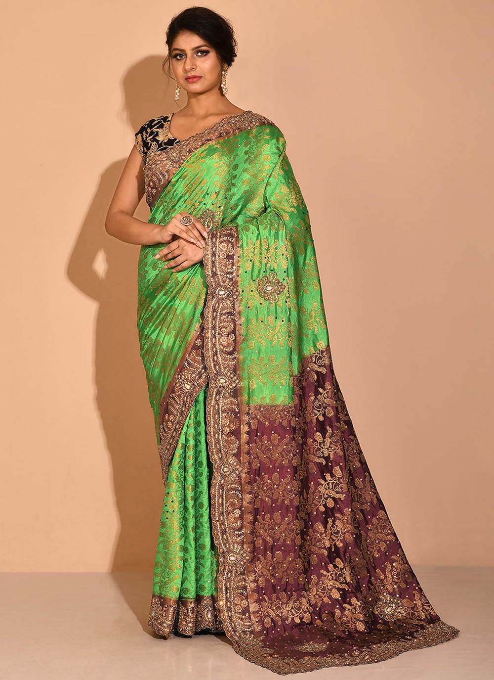 Green Embroidered Kanchipuram Silk Silk Saree
