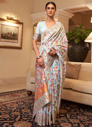 Handloom silk Trendy Saree in Off White