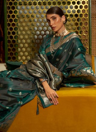 Handloom silk Weaving Green Contemporary Saree