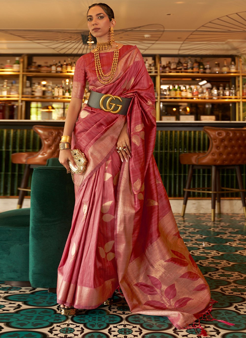 Handloom silk Zari Pink Traditional Saree