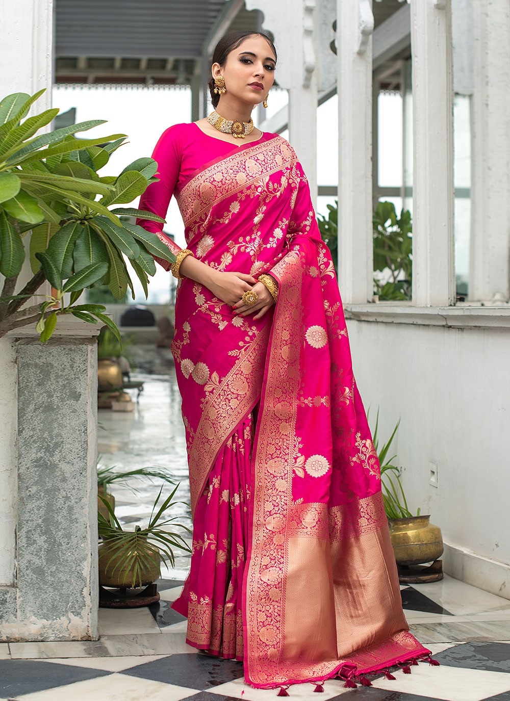 Hot Pink Weaving Banarasi Silk Designer Traditional Saree