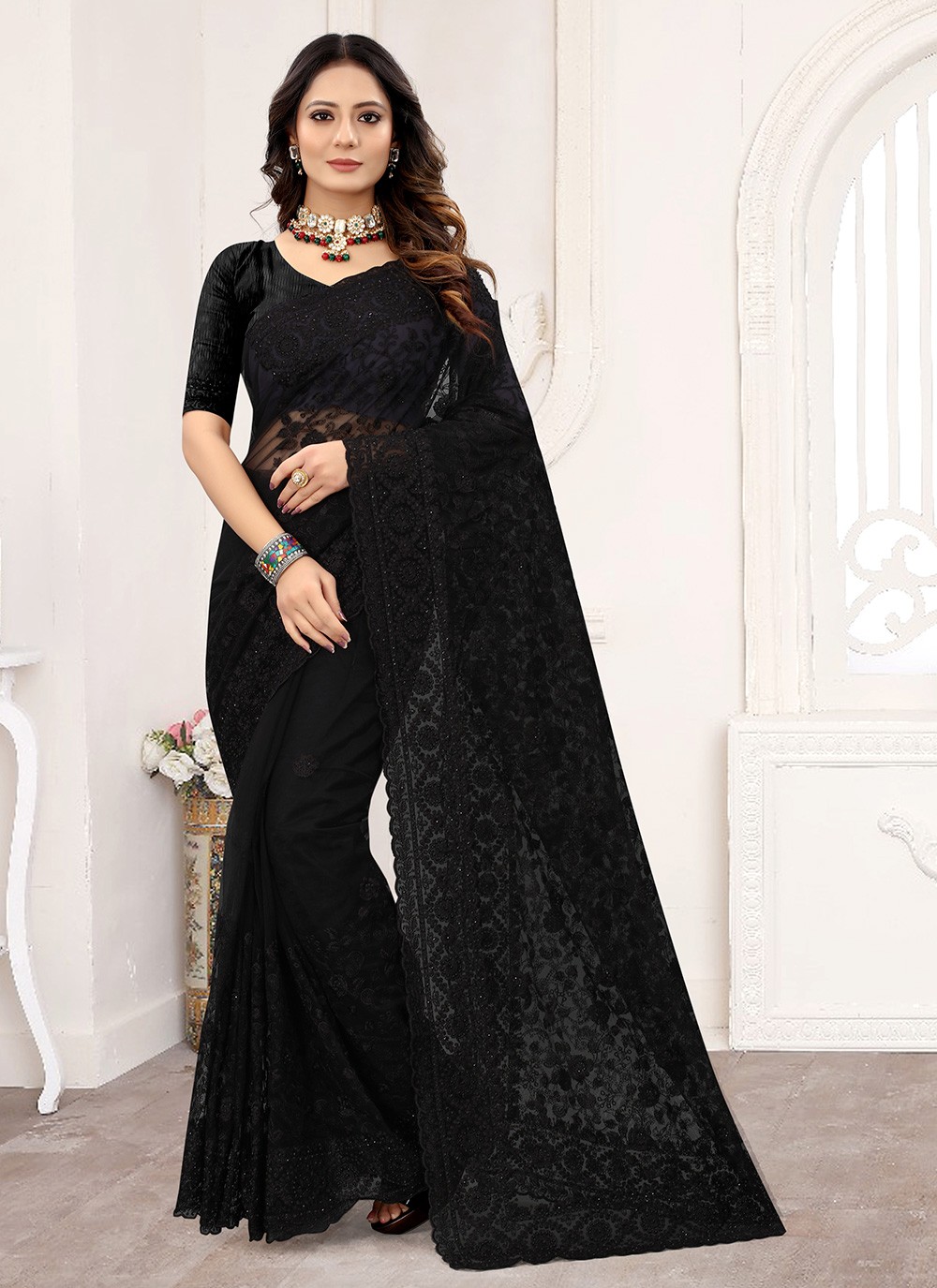 black saree look for girl
