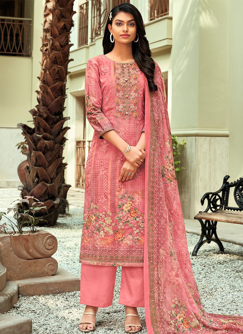 Pink Resham Cotton Designer Pakistani Salwar Suit