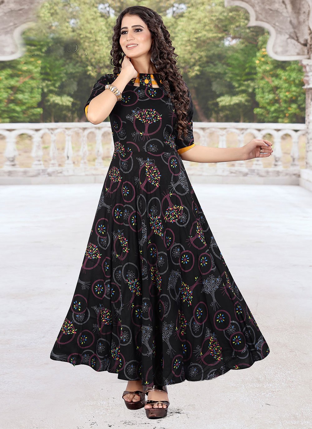 Black long hotsell kurtis online shopping