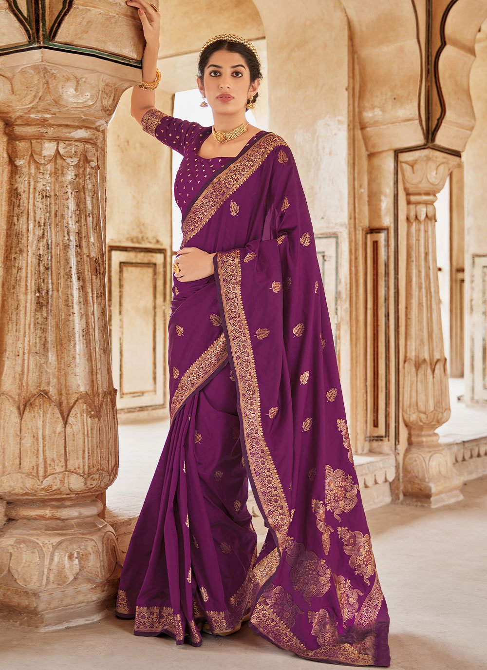 Buy Online Black Banarasi Silk Weaving Classic Designer Saree : 198363 -