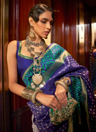 Purple Weaving Handloom silk Designer Saree