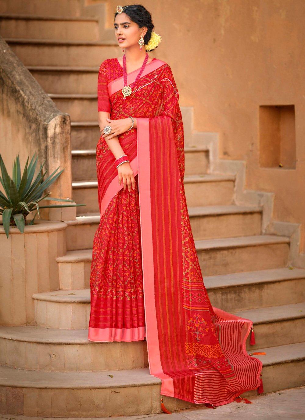 Red Abstract Print Contemporary Saree