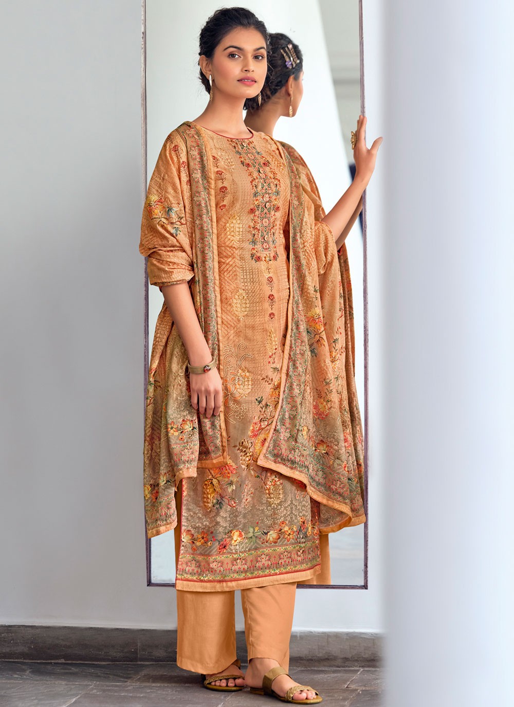 Resham Peach Designer Pakistani Salwar Suit 