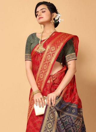 Silk Blend Trendy Saree