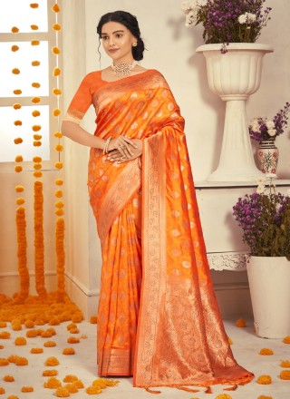 Silk Foliage Print Classic Designer Saree in Gold