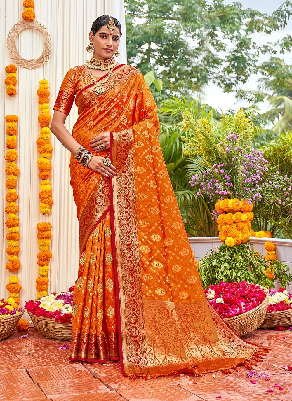 BM FASHION Women's Banarasi Style Pure Kanjivaram Silk Jacquard Kanchipuram Pattu  Saree With Un-Stiched Blouse… (Orange) : Amazon.in: Clothing & Accessories