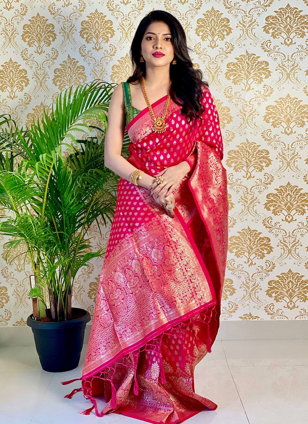 Silk Woven Traditional Saree in Maroon
