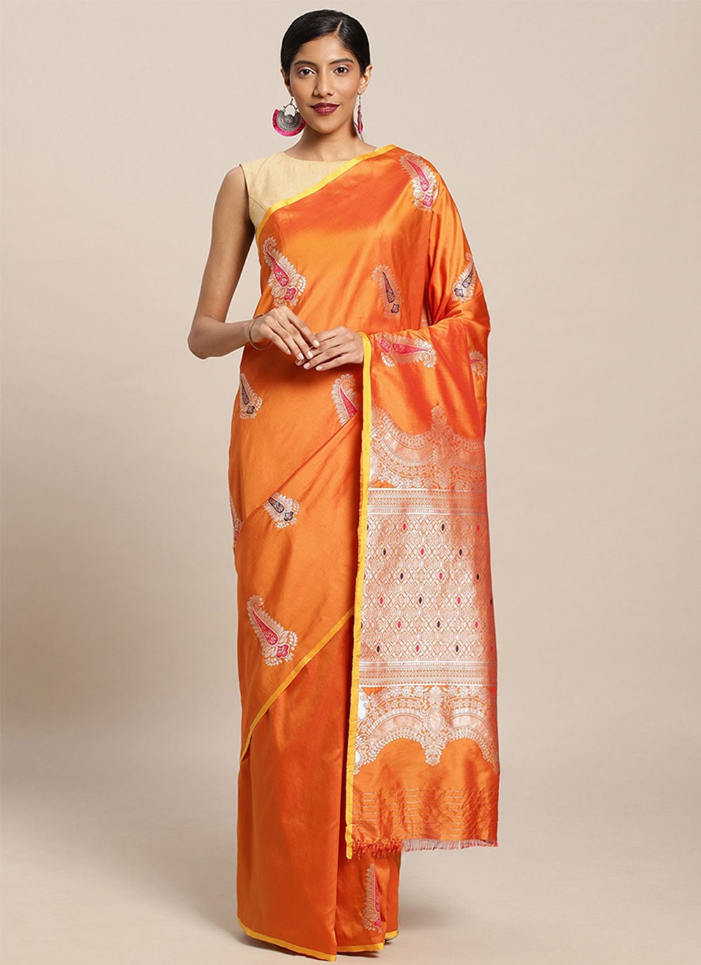 Share More Than 132 Orange Kanjivaram Saree - Kenmei.edu.vn