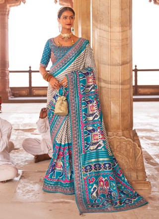 Traditional Designer Saree Weaving Patola Silk  in Multi Colour