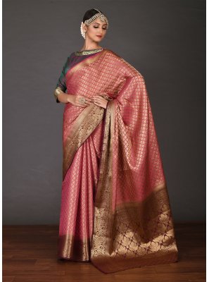 Traditional Saree Weaving Kanjivaram Silk in Pink