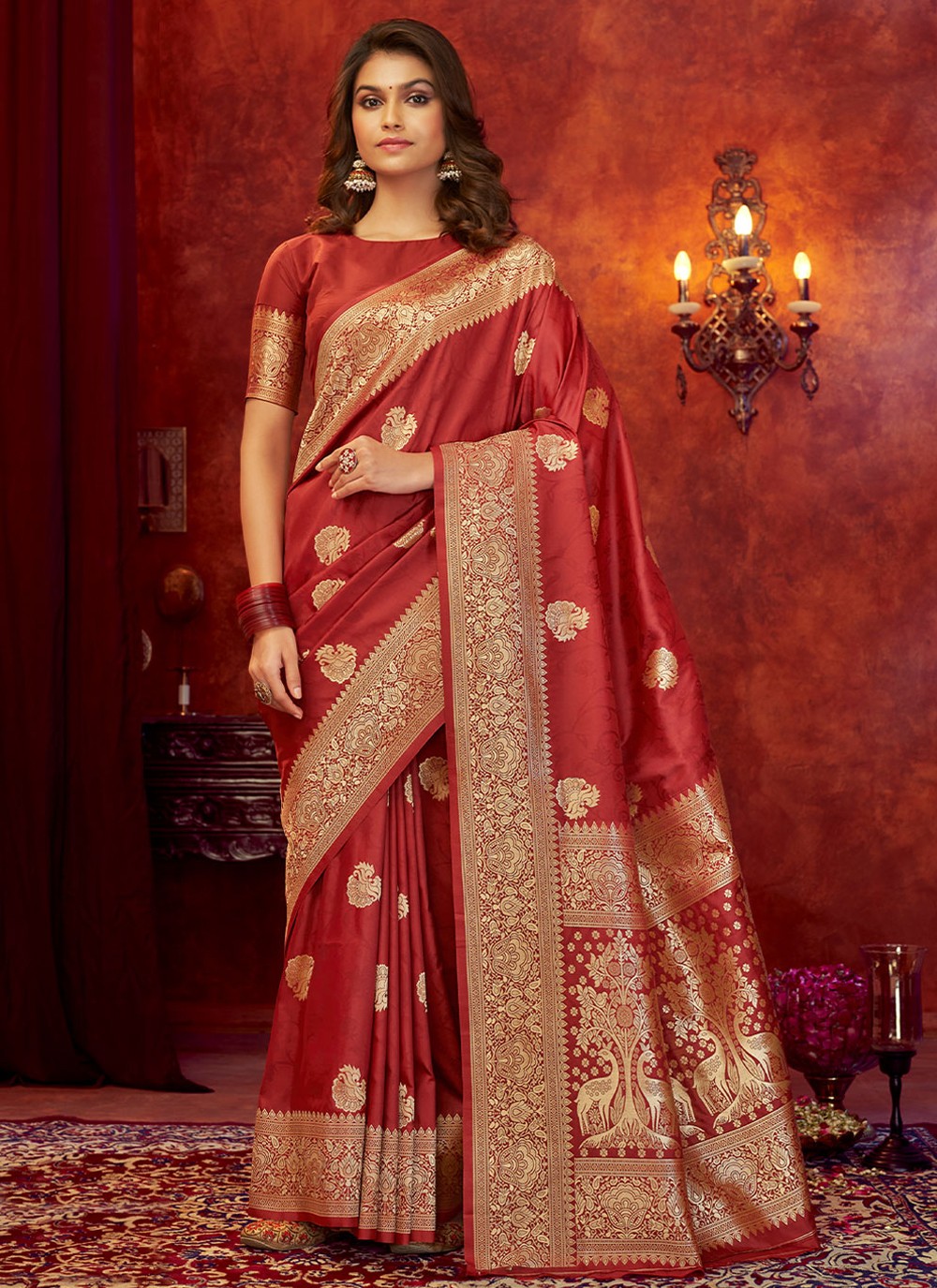 Shop Weaving Banarasi Silk Contemporary Saree Online : 236749 -