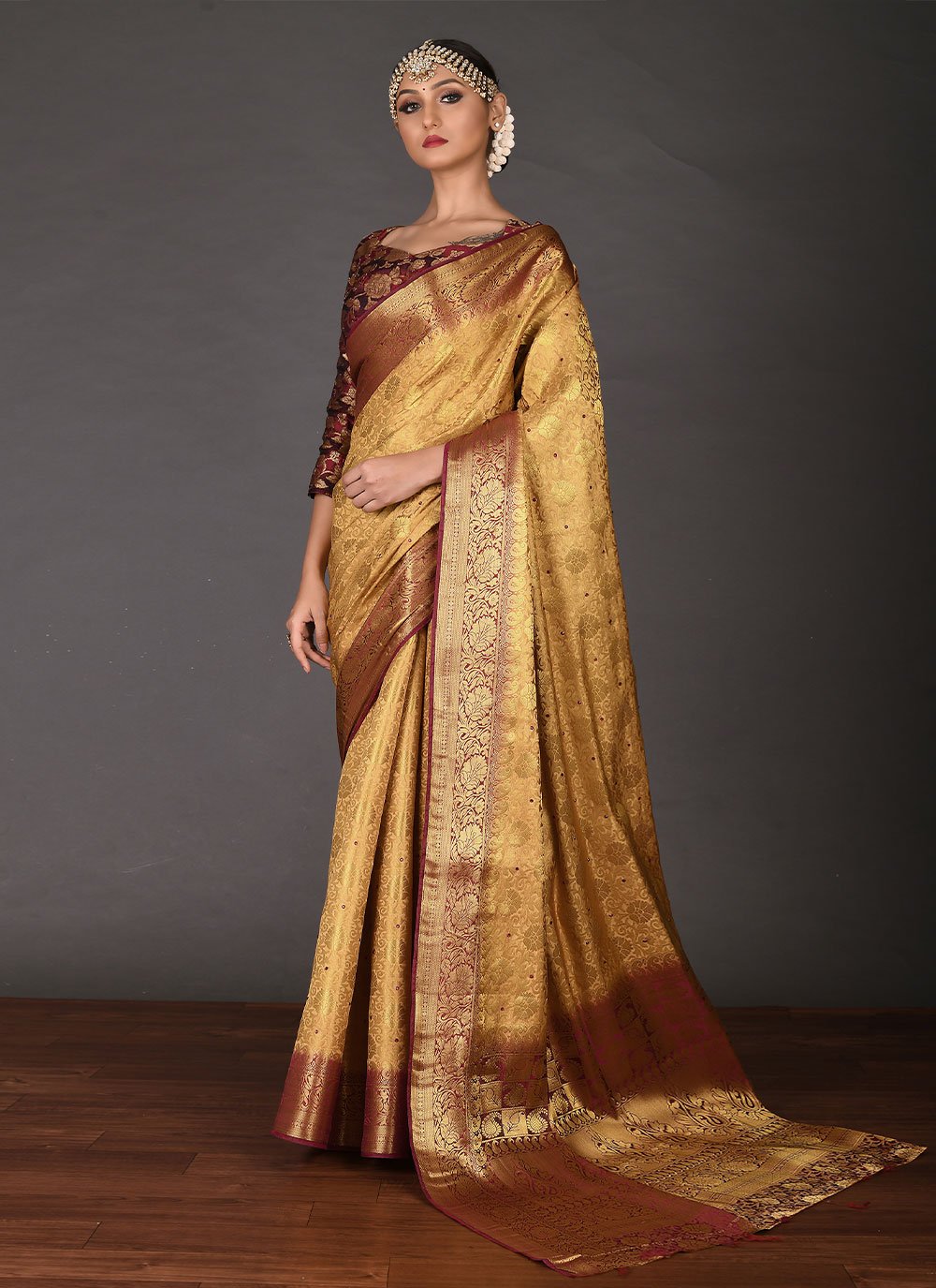 Light Gold Tissue Kanjivaram Silk Saree With Floral Pattern | Singhania's