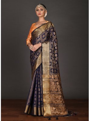 Weaving Uppada Silk Classic Saree