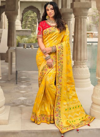 Saree Market: Plain Cream Colour Slik Saree Images