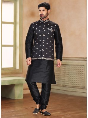 Banarasi Jacquard Kurta Payjama With Jacket in Black