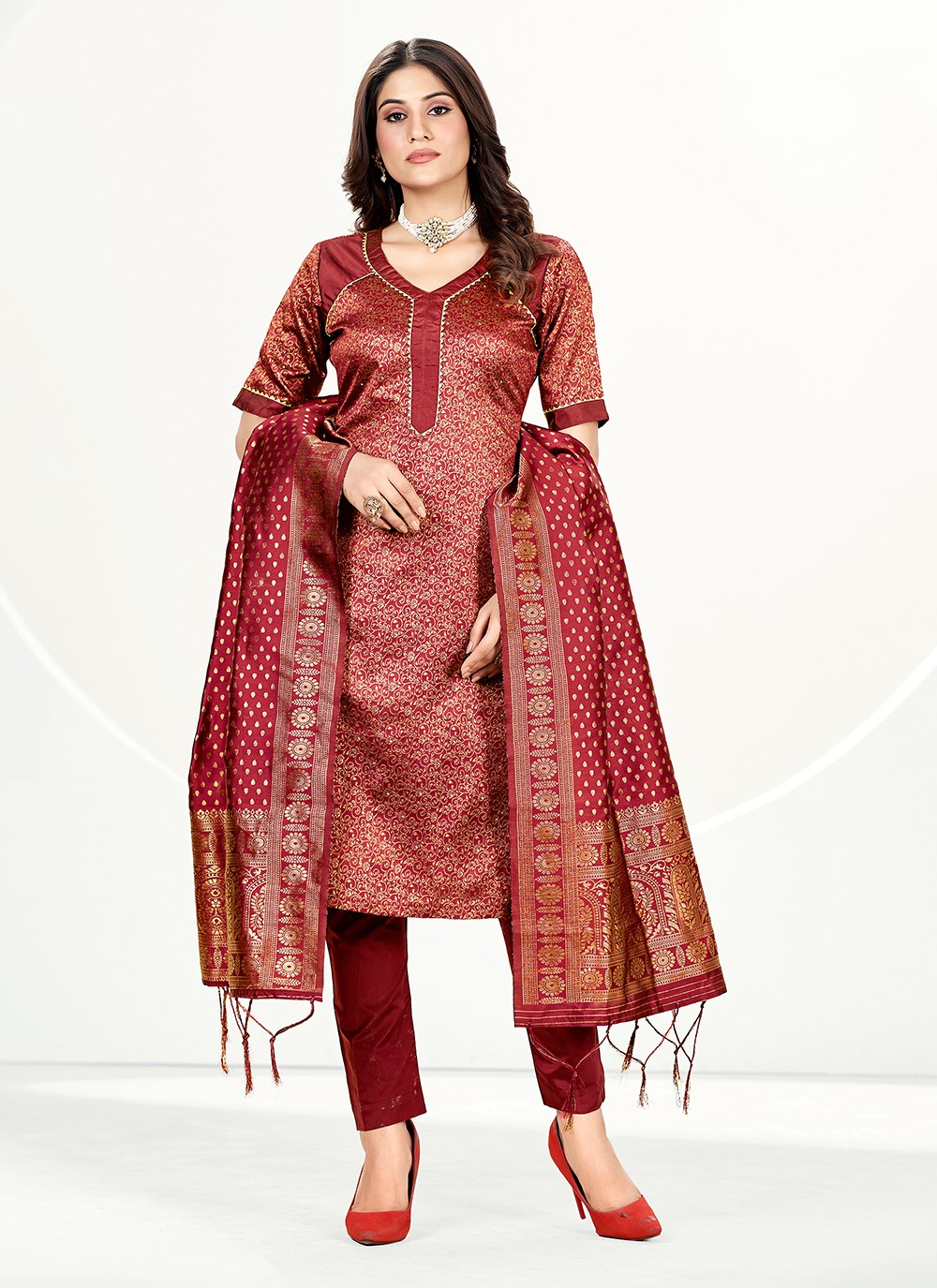 Laxmi banarasi silk set – OneWe India