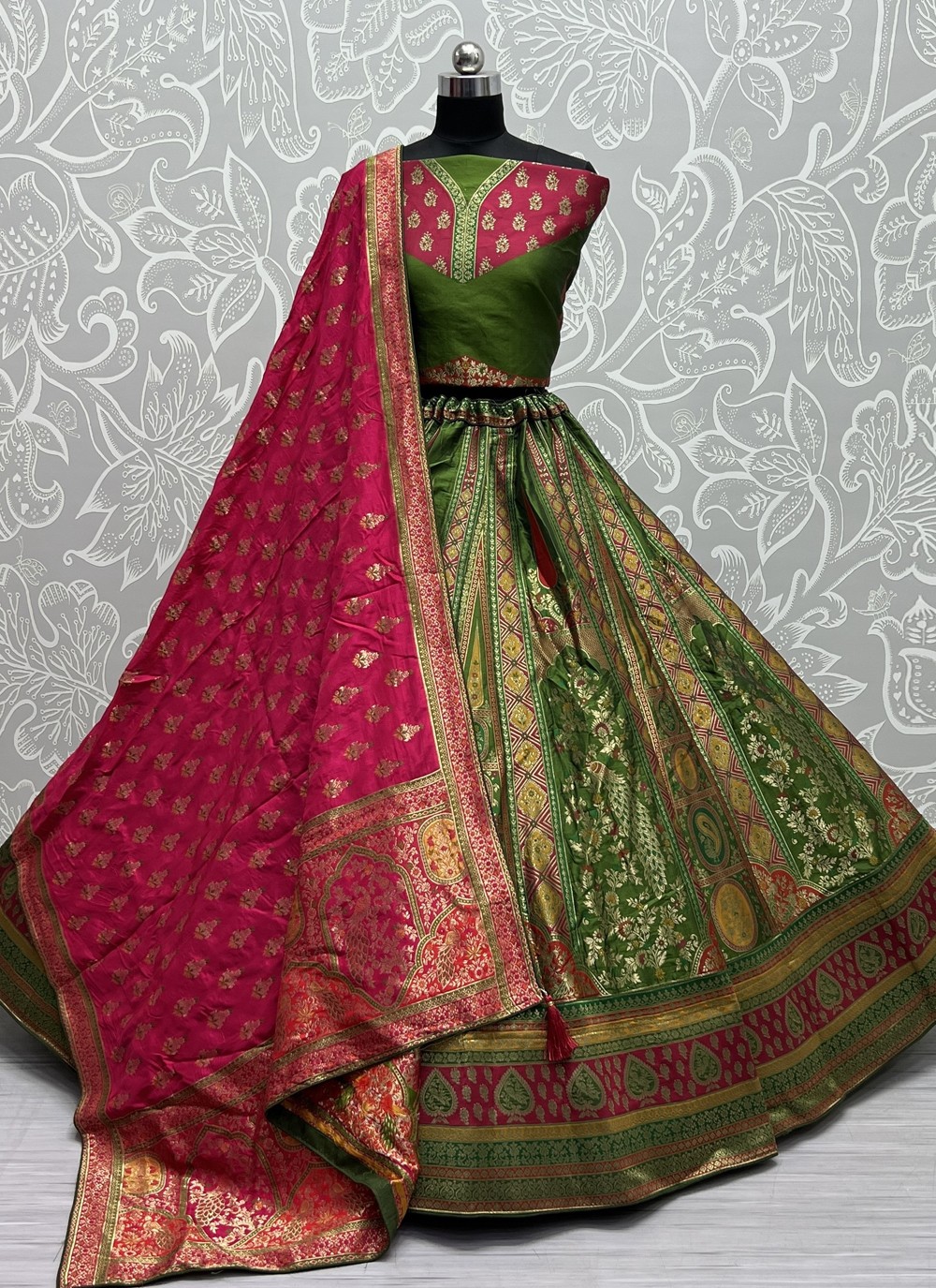 Banarasi Silk Trendy Lehenga Choli