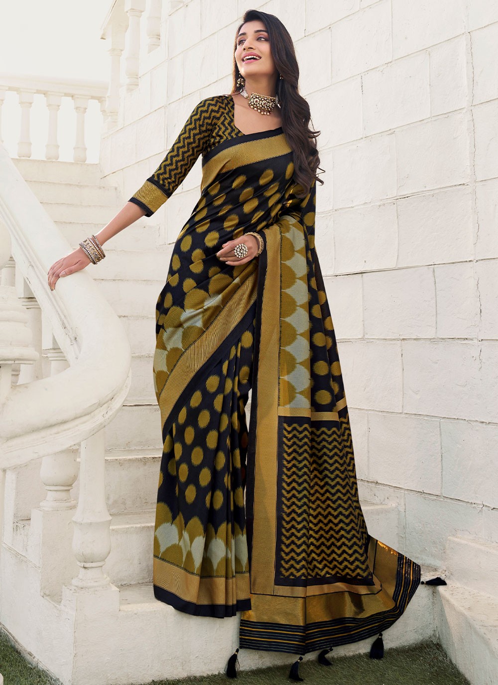 Buy Black Lampi Embellished Crystals Plunge V Neck Saree With Blouse For  Women by Itrh Online at Aza Fashions.