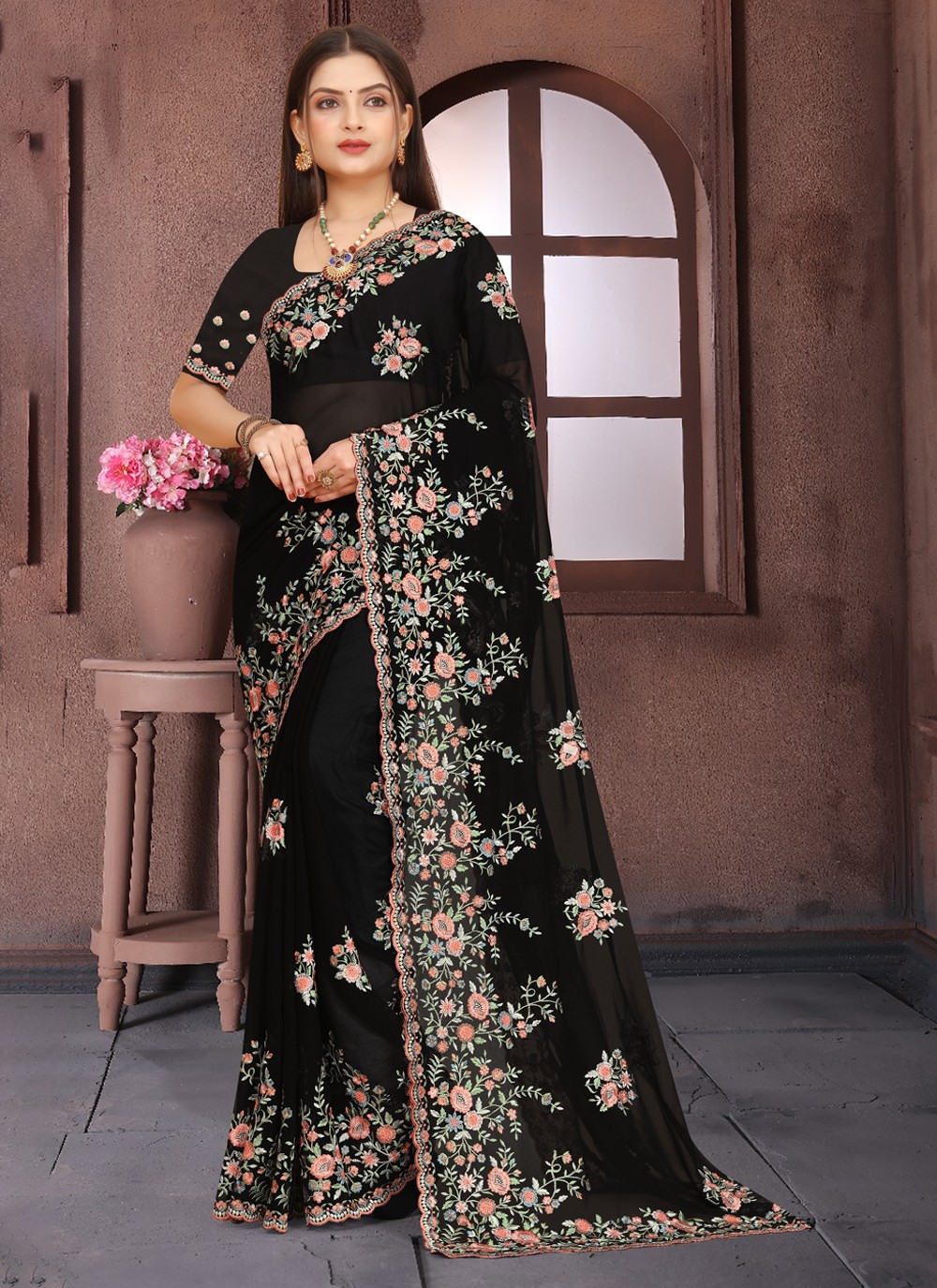 Black Color With Red Floral Georgette Saree at Rs 1530 | Plain Georgette  Sarees in Thrissur | ID: 13912914073