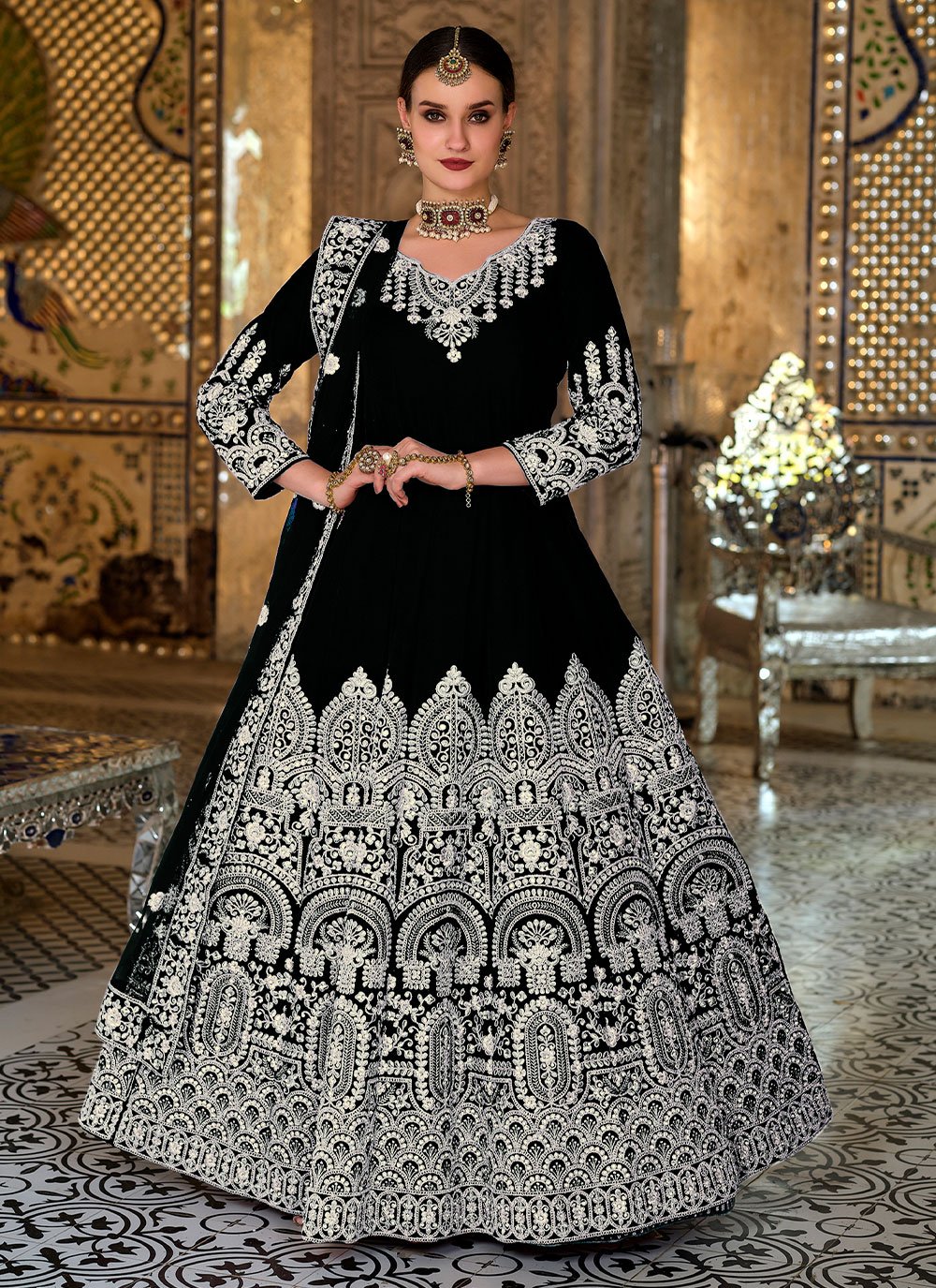 Black Embroidered Anarkali Salwar Kameez