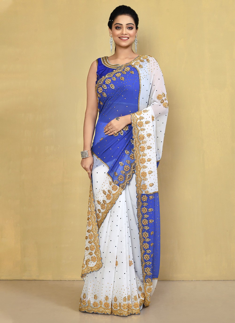 Latest Collection of Indian Wedding Sarees Online - Sujatra