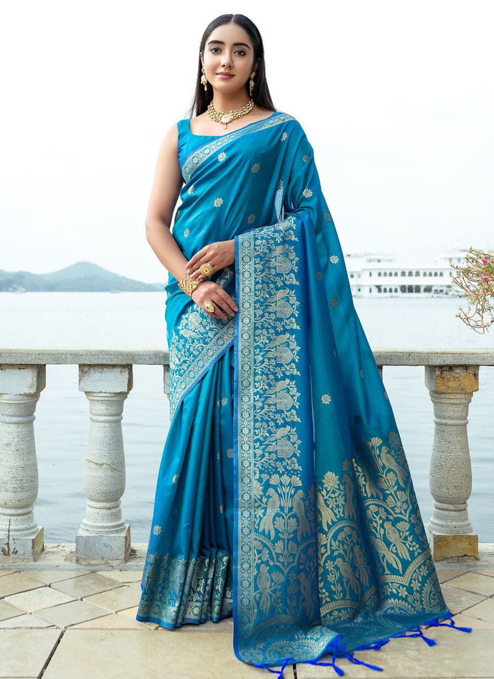 Navy Blue Crepe Silk Saree With Heavy Blouse – kreationbykj