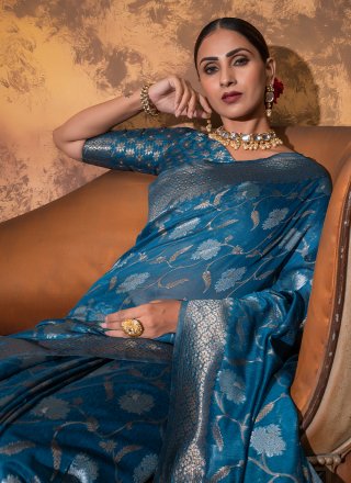 Blue Woven Cotton Classic Saree